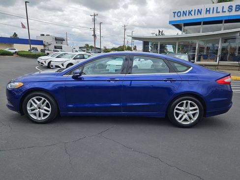 Used 2014 Ford Fusion SE FWD image 3