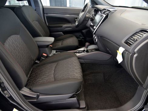 Used 2024 Mitsubishi Outlander Sport ES image 30