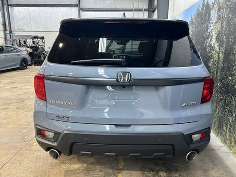 Used 2023 Honda Passport EX-L image 6