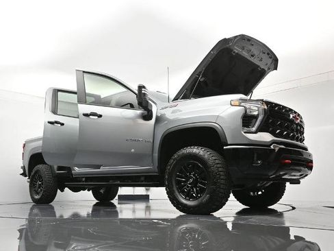 New 2026 Chevrolet Silverado 2500 ZR2 image 55