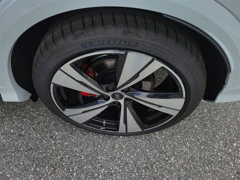 New 2025 Audi SQ5 Premium Plus image 28