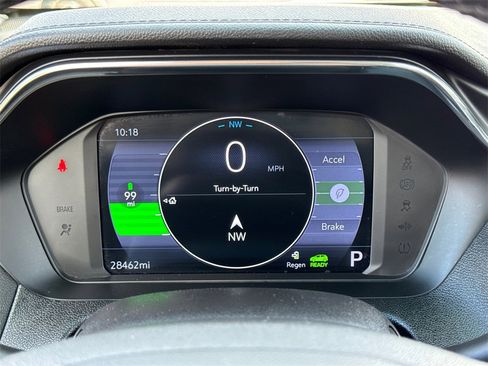 Used 2023 Chevrolet Bolt LT image 32