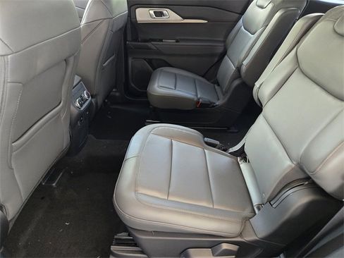 New 2025 Ford Explorer Active w/ Active Comfort Package image 21