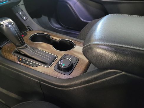 Used 2019 GMC Acadia SLE w/ Driver Alert Package I image 26