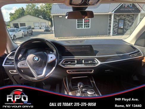 Used 2020 BMW X7 xDrive40i w/ Luxury Seating Package AWD/4WD image 13
