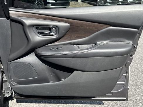 Used 2020 Nissan Murano Platinum w/ Cargo Package FWD image 14