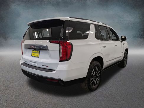 Used 2024 GMC Yukon AT4 w/ AT4 Premium Plus Package image 4