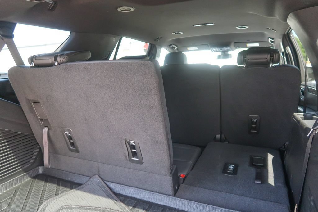Used 2022 Chevrolet Tahoe LT AWD/4WD image 12
