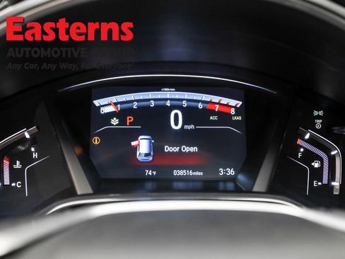 Used 2022 Honda CR-V Touring image 17