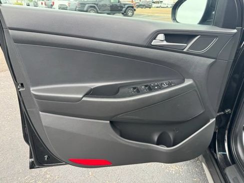Used 2017 Hyundai Tucson Sport w/ Cargo Package FWD image 17