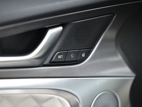 Certified 2025 Genesis G70 3.3T Advanced w/ Sport Prestige Package image 17