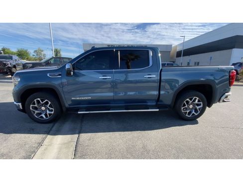 Used 2024 GMC Sierra 1500 SLT w/ SLT Premium Plus Package AWD/4WD image 5
