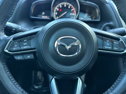 Used 2017 MAZDA MAZDA3 Grand Touring FWD image 23