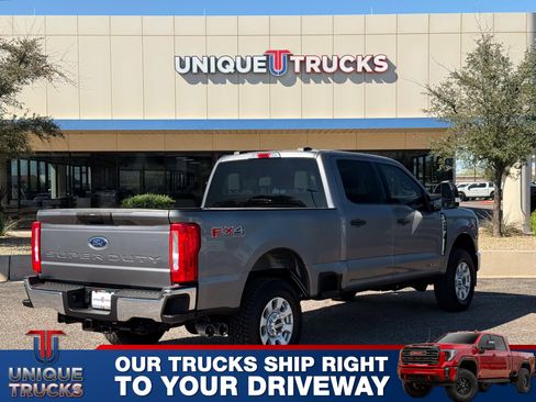 Used 2024 Ford F250 XLT w/ FX4 Off-Road Package image 5