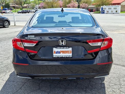 Used 2018 Honda Accord LX image 5