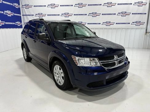 Used 2020 Dodge Journey SE w/ SE Popular Equipment Group FWD image 8