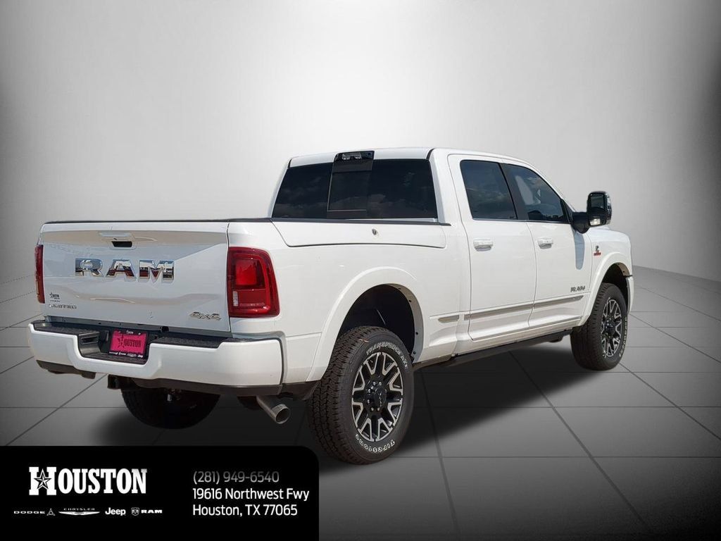 New 2025 RAM 2500 Limited AWD/4WD image 3