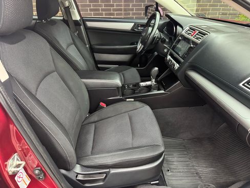 Used 2016 Subaru Outback 2.5i Premium image 12