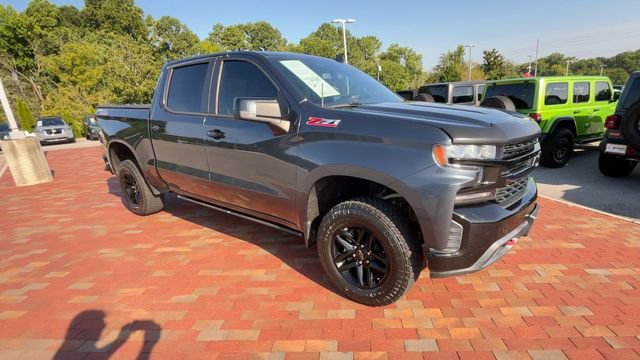 Used 2019 Chevrolet Silverado 1500 LT Trail Boss w/ Convenience Package AWD/4WD image 3