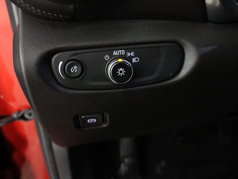 Used 2021 Chevrolet Blazer LT image 34