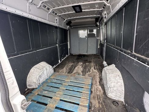 Used 2019 RAM ProMaster 3500 w/ Premium Appearance Group image 11