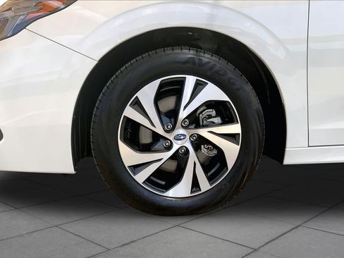 Used 2025 Subaru Legacy Premium AWD/4WD image 11
