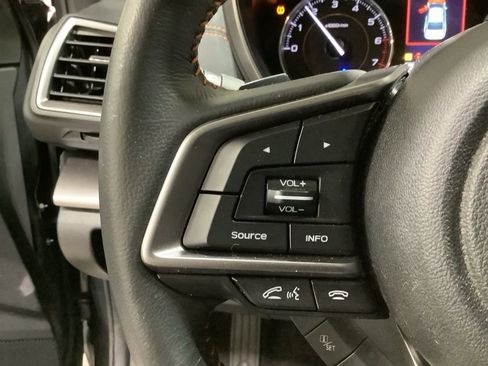 Certified 2023 Subaru Crosstrek 2.5i Limited w/ Moonroof Package AWD/4WD image 18