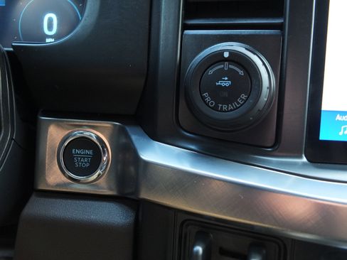 Used 2025 Ford F250 King Ranch image 28