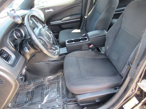 Used 2019 Dodge Charger Police RWD image 18
