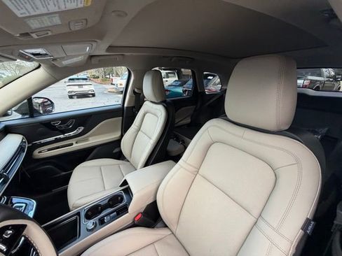 New 2026 Lincoln Corsair Reserve w/ Jet Appearance Package image 13