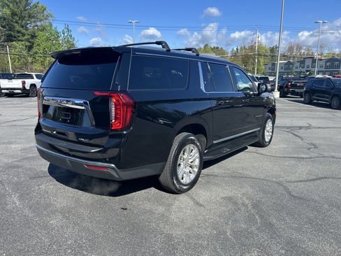 Certified 2021 GMC Yukon XL SLT w/ SLT Premium Package AWD/4WD image 13