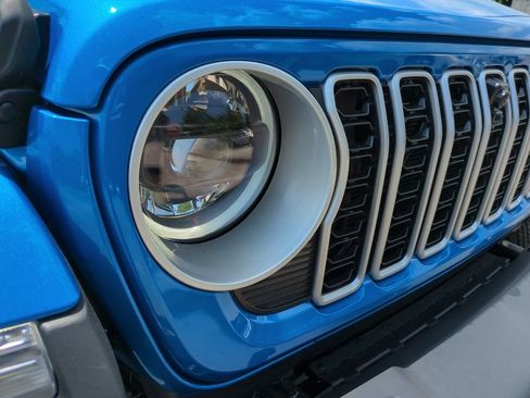 New 2025 Jeep Wrangler Sahara image 23