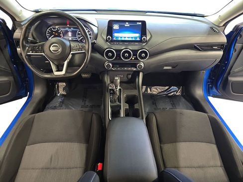 Used 2021 Nissan Sentra SV image 9