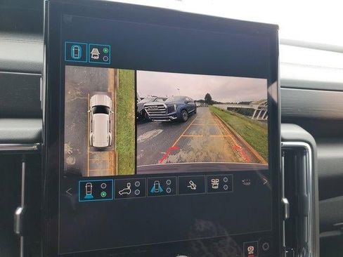 New 2026 GMC Yukon Denali w/ Denali Reserve Package AWD/4WD image 31