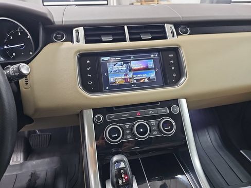 Used 2016 Land Rover Range Rover Sport HSE AWD/4WD image 22