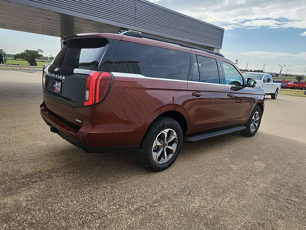 New 2027 Ford Expedition Max Active RWD image 8