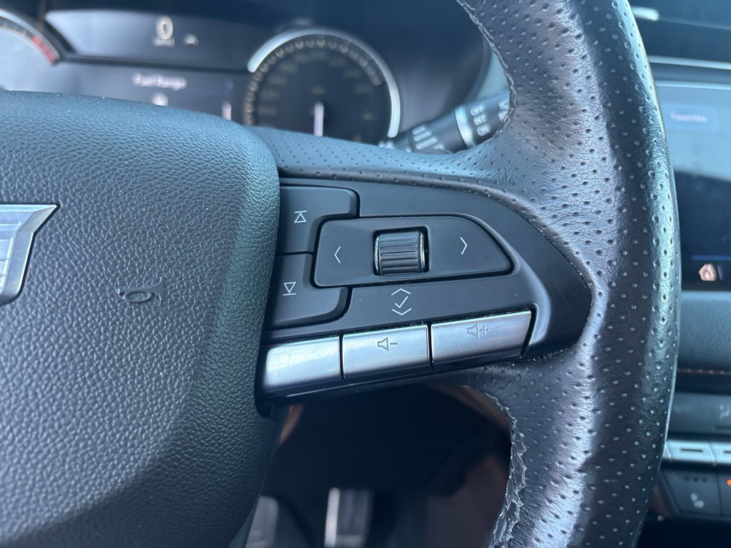 Used 2021 Cadillac XT4 Sport w/ Sun And Sound Package AWD/4WD image 14