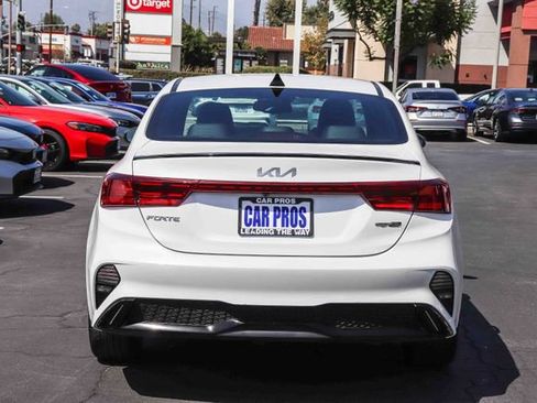 Used 2024 Kia Forte GT-Line w/ GT-Line Premium Package FWD image 12