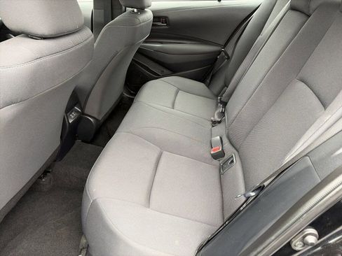 Used 2023 Toyota Corolla LE image 27