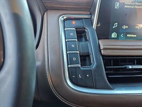 Used 2023 Chevrolet Tahoe High Country w/ Premium Package 2 image 16