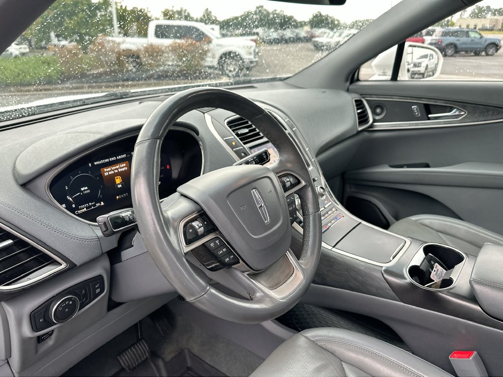 Used 2019 Lincoln Nautilus Reserve w/ Cargo Utility Package AWD/4WD image 10