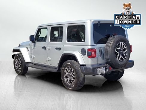 Used 2024 Jeep Wrangler Unlimited Sahara AWD/4WD image 6
