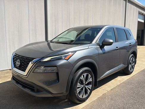 Used 2023 Nissan Rogue SV FWD image 8