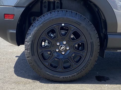 Used 2025 Ford Bronco Sport Badlands AWD/4WD image 9