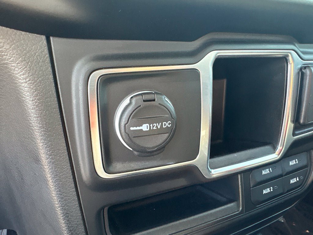 Used 2023 Jeep Wrangler Unlimited Sport AWD/4WD image 19