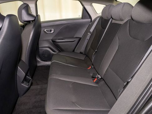 New 2026 Kia K4 LX image 9