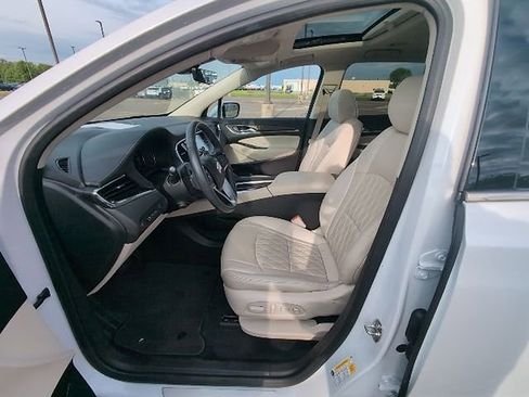 Used 2023 Buick Enclave Avenir w/ Avenir Technology Package FWD image 12