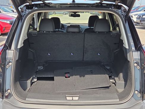 Used 2021 Nissan Rogue SL FWD image 14