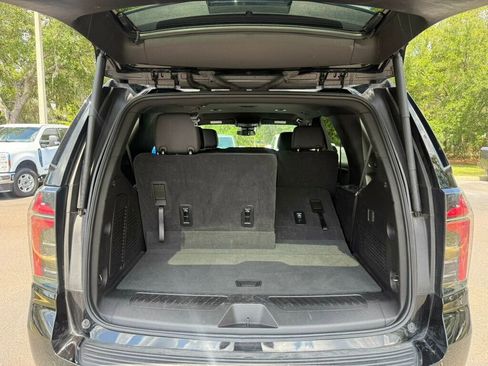 Used 2025 Chevrolet Tahoe LT AWD/4WD image 9