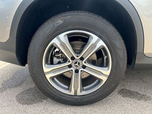 Certified 2019 Mercedes-Benz GLC 300 4MATIC image 20
